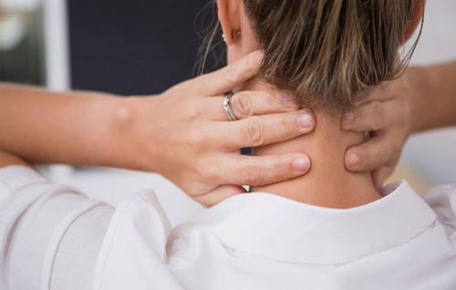 Расширение яремной вены на шее симптомы, причины и лечение