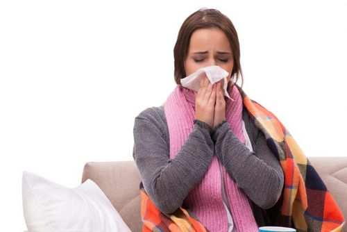 Что делать и что принимать при первых признаках простуды (как лечить первые симптомы)