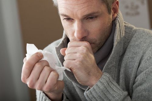 Сильный кашель без температуры у взрослого лечение, причины