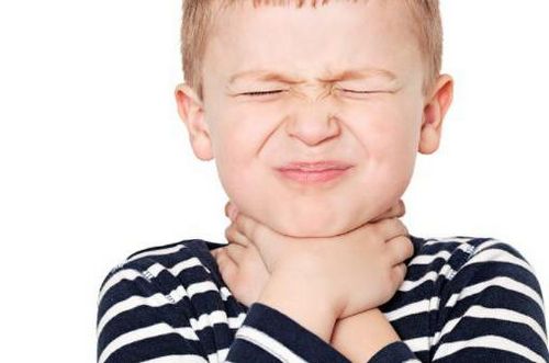 У ребенка болит горло средства от боли в горле