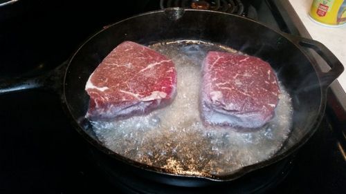 как разморозить мясо в воде