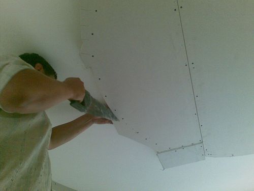 Как обшить потолок гипсокартоном правильно инструкция по установке своими руками, видео и фото