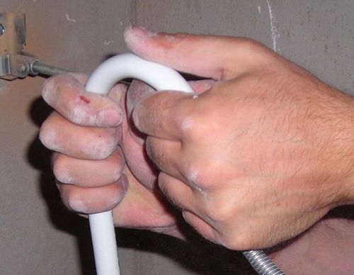 Как согнуть полипропиленовую трубу в домашних условиях