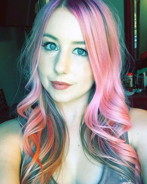 Жемчужно-розовый цвет волос. Фото на светлые, русые, корокие, темные волосы, каре