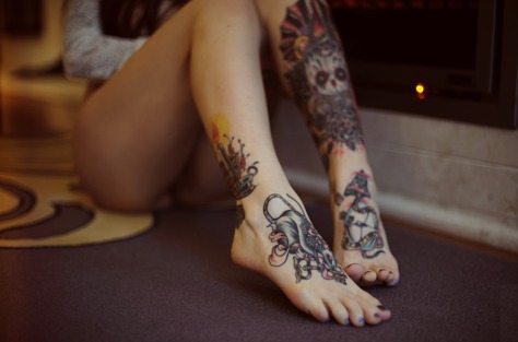 Тату на ноге для девушек. Фото и значение женских татуировок, эскизы, узоры, красивые, маленькие,