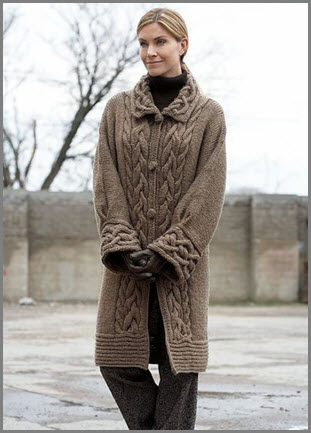 Как связать пальто спицами для женщины и девочки (новые модели)