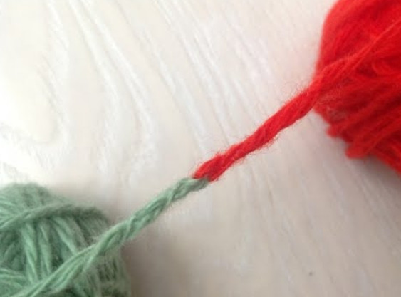 Как связать нитки без узла при вязании