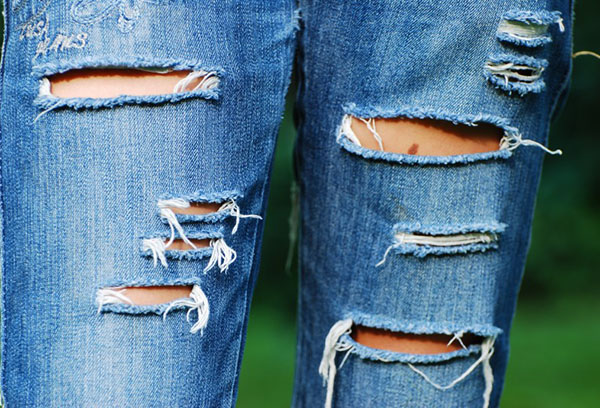 Нужно ли гладить джинсы и как это делать правильно