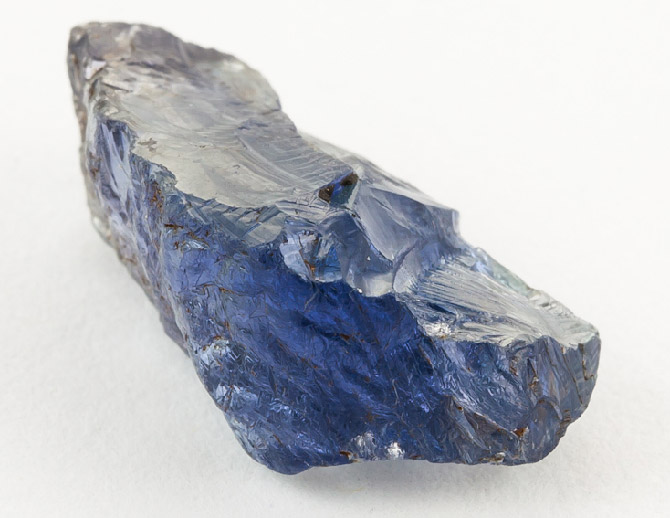 Драгоценные и полудрагоценные варианты синих камней