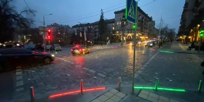 В Киеве появился очень необычный светофор