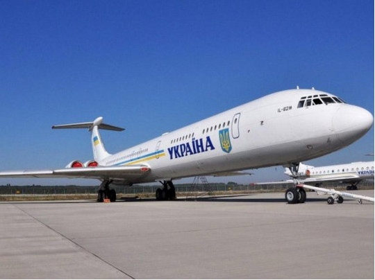 Зеленский не сумел вылететь из Харькова из-за поломки президентского самолета, — СМИ
