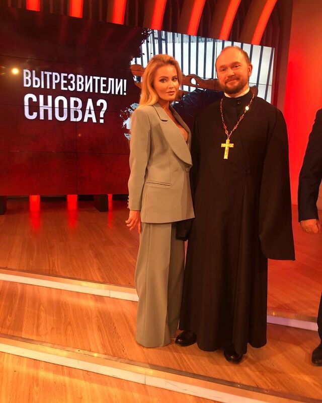Дана Борисова ответила хейтерам, осудившим ее за критику глухонемых водителей