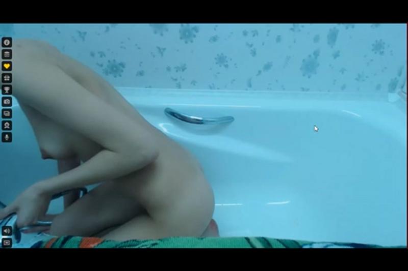 Shit - Poop - Russian girl shit play in bath (01 December 2019/SD/59.8 MB)