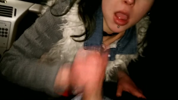 POV Public Blowjob - Cute Sluty Teen and her Deep Throat at Roadside Laruna Mave 1080p