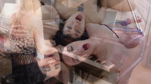 Mandy-Mitchell - Trans Lesbian Piano Hypno
