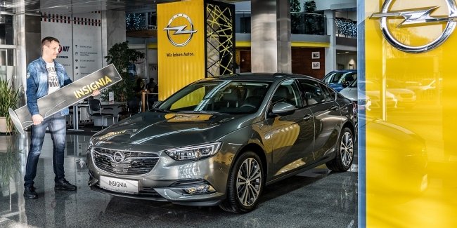 Opel Insignia в ТОПе. Сюрприз под елку?
