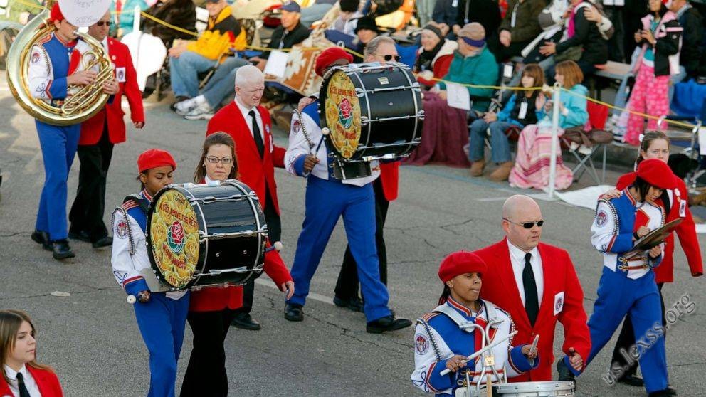 Blind marching band will lead Outback Bowl parade, halftime show