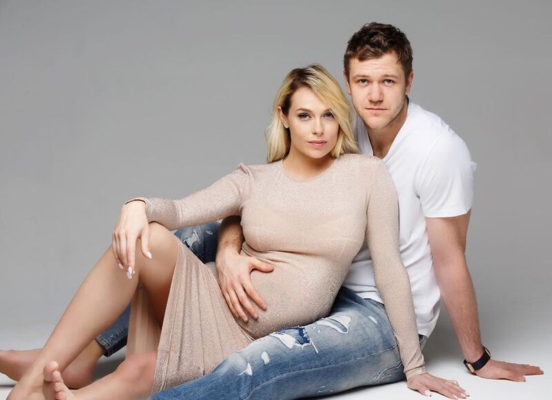 34-летняя экс-жена Андрея Григорьева-Апполонова беременна от 28-летнего баскетболиста