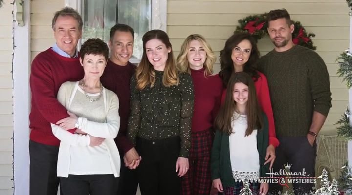     / Last Vermont Christmas (2018) HDTVRip