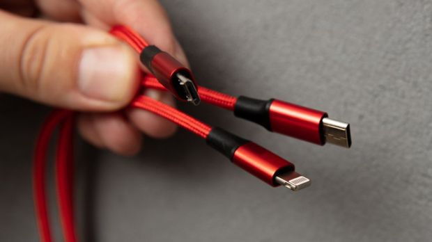 Apple may have to abandon Lightning connector cable