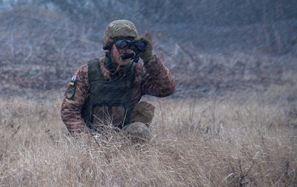 На Донбассе подорвались два бойца ВСУ