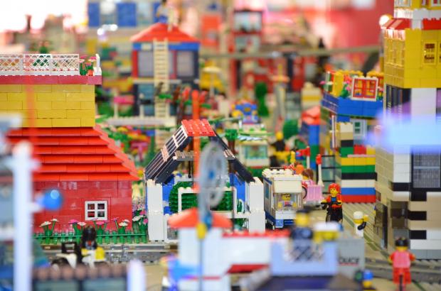 Праздники 28 января: Международный день конструктора «Лего»