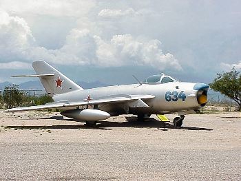 MiG-17PF Fresco Walk Around
