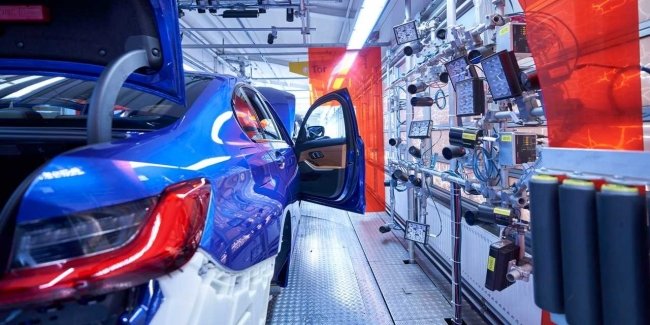 BMW ждет падения прибыли и закрывает заводы в Европе и Африке