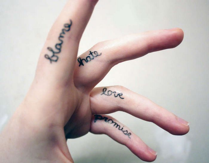 Мужские татуировки на руке надписи с переводом, их значение, красивые со смыслом, кельтский узор,