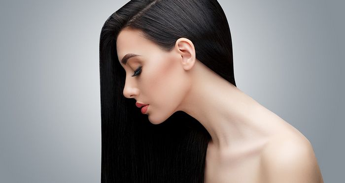 Стрижки женские на средние волосы для круглого лица. Фото