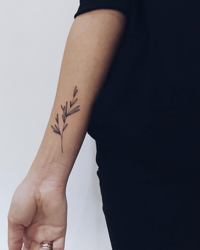 Красивые татуировки для девушек. Фото надписей, легких женских тату, парных, небольших на руке,