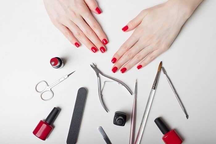 Дизайн ногтей красный с белым фото, технология, как наносить пошагово для начинающих. Идеи дизайна