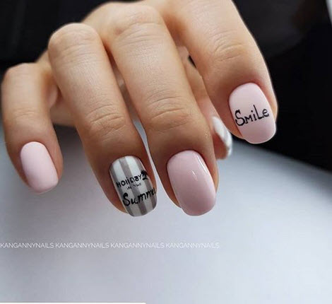 Маникюр с надписями на ногтях. Фото на русском, английском языке, модные идеи
