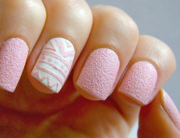 Дизайн ногтей розовый с белым. Фото с рисунком, стразами, френчем, градиент