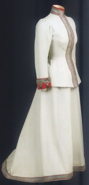 Как бы выглядела Екатерина Вторая в современных нарядах