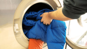 Как стирать куртку из полиэстера
