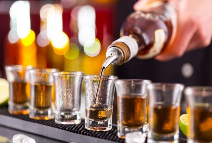 Разница между алкоголизмом и пьянством