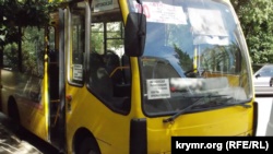В Ялте водителей автобусов и такси обязали работать в масках и перчатках