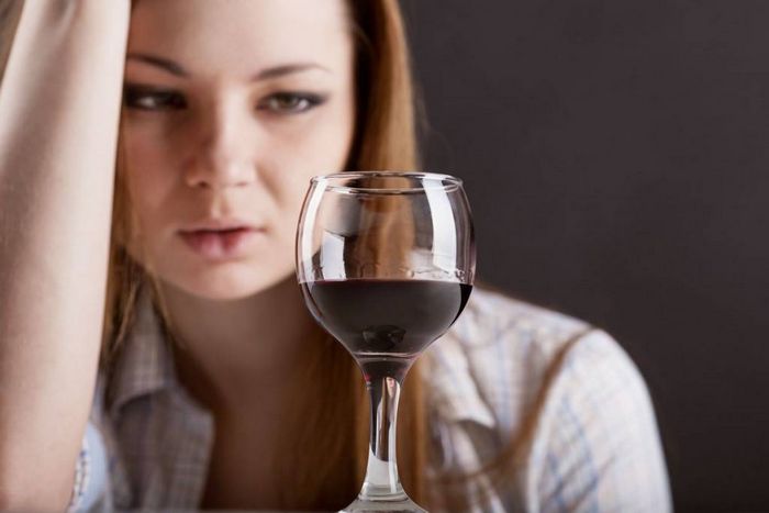 Разница между алкоголизмом и пьянством