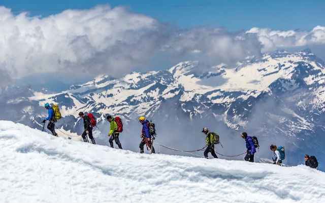Разница между альпинизмом и скалолазанием
