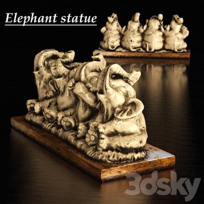 Figurine elephants