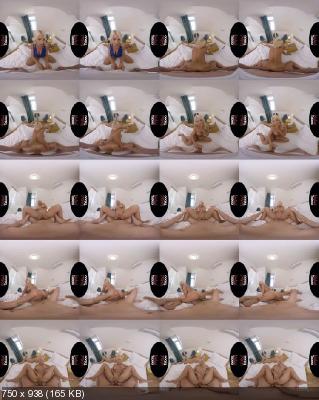 VirtualTaboo: Tiffany Rousso, Helena Moeller (Mom Takes It Deep While Sister's Asleep / 05.11.2019) [Gear VR | SideBySide] [1440p]