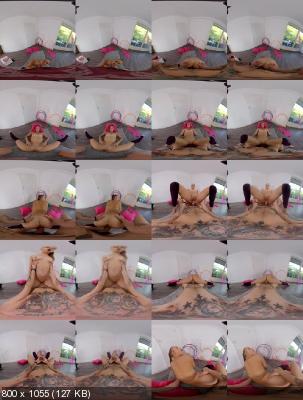 PerVRt: Mia Split (18yo Flexible Gymnaste / 10.11.2019) [Oculus | SideBySide] [2160p]
