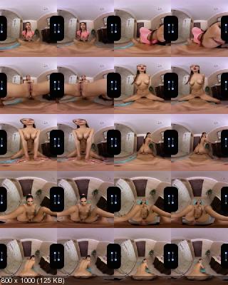BaDoinkVR: Gianna Dior (Watch Your Step / 25.11.2019) [Oculus | SideBySide] [2700p]